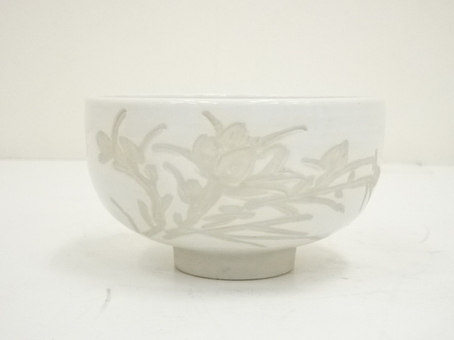 道具 ] - 道具 出石焼 山本秀壷造 白磁花彫茶碗（共箱） | ネット